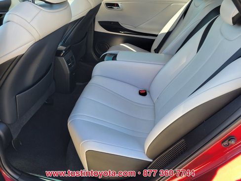 Certified 2019 Toyota Mirai image 10