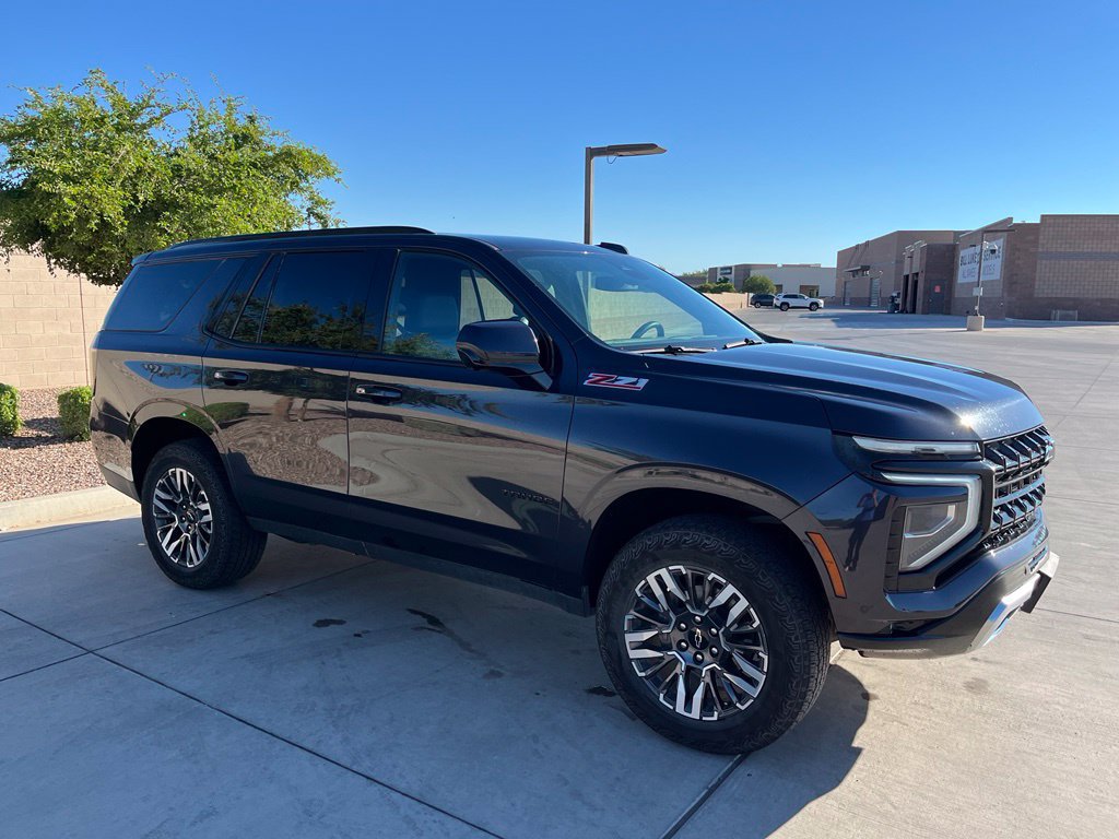 Used 2025 Chevrolet Tahoe Z71 AWD/4WD image 4