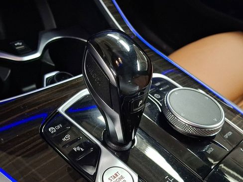 Used 2021 BMW X7 xDrive40i w/ M Sport Package image 14