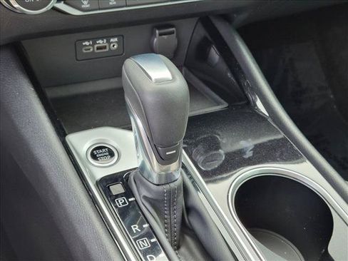 Used 2020 Nissan Altima 2.5 SV FWD image 11