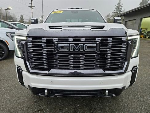 Used 2024 GMC Sierra 3500 Denali Ultimate image 7