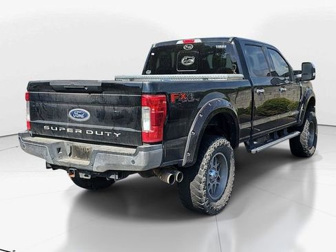Used 2017 Ford F250 Lariat w/ Lariat Ultimate Package image 3