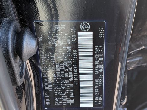 Used 2023 Toyota Camry LE image 37