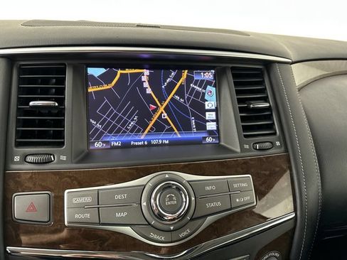 Used 2017 INFINITI QX80 4WD w/ Driver Assistance Package image 11