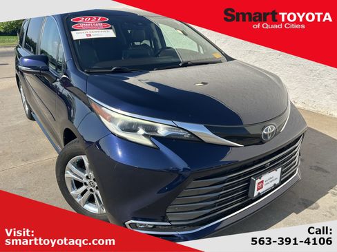 Used 2021 Toyota Sienna Platinum AWD/4WD image 1