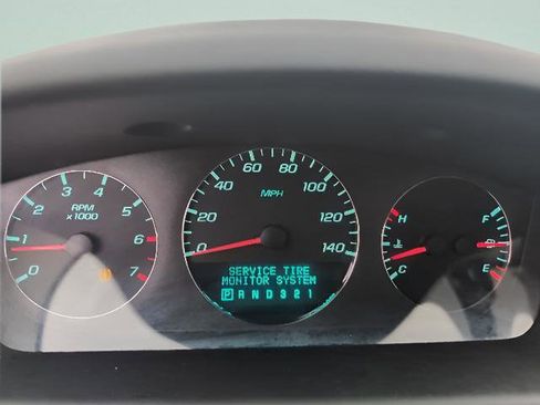 Used 2009 Chevrolet Impala LTZ image 11