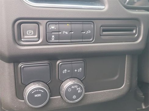 Used 2022 Chevrolet Tahoe LS image 31