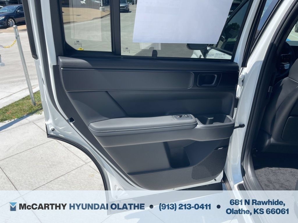 Used 2026 Hyundai Santa Fe Calligraphy AWD/4WD image 25