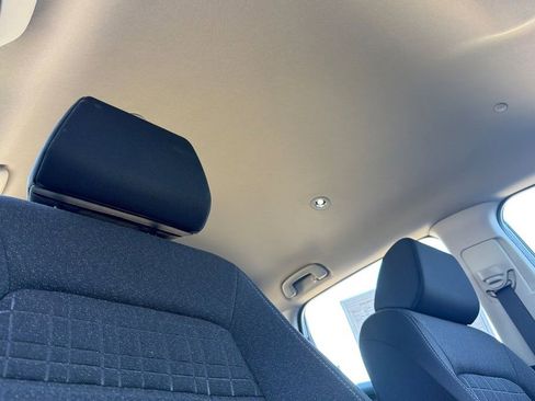 Certified 2025 Honda HR-V LX image 19