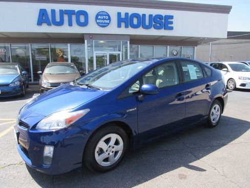 Used 2010 Toyota Prius Five FWD image 1