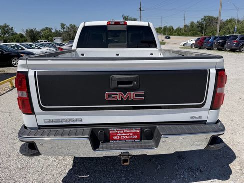 Used 2015 GMC Sierra 1500 SLE w/ Carbon-20 Edition AWD/4WD image 4