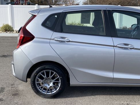 Used 2017 Honda Fit LX image 6