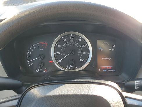 Used 2021 Toyota Corolla LE image 22