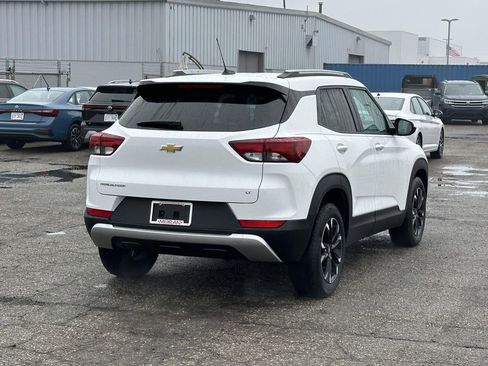 Used 2023 Chevrolet TrailBlazer LT image 3