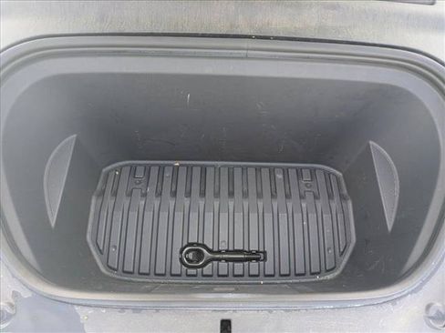Used 2022 Tesla Model Y Performance AWD/4WD image 23