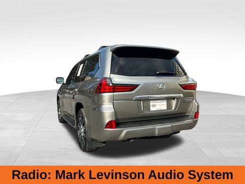 Used 2019 Lexus LX 570 4WD image 3