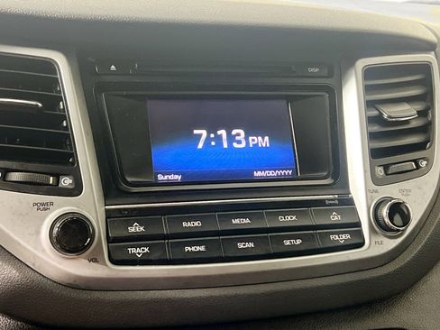 Used 2017 Hyundai Tucson SE image 26