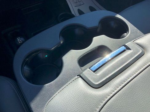 Used 2018 RAM 3500 Tradesman w/ Chrome Appearance Group image 26