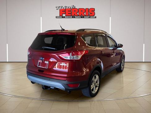 Used 2016 Ford Escape SE w/ Equipment Group 201A FWD image 5