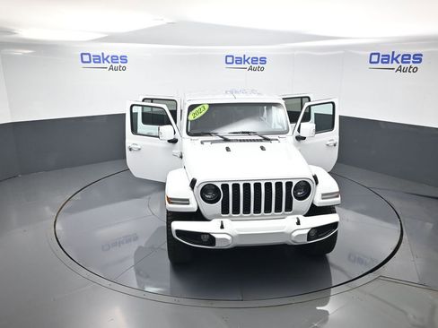 Used 2023 Jeep Gladiator Overland image 57