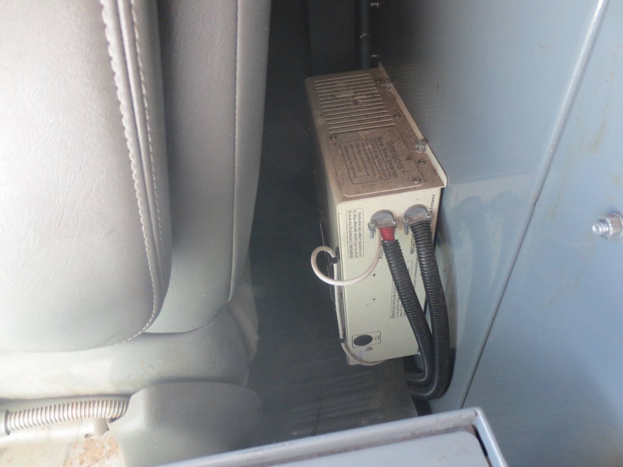 Used 2013 Chevrolet Express 1500 RWD image 10