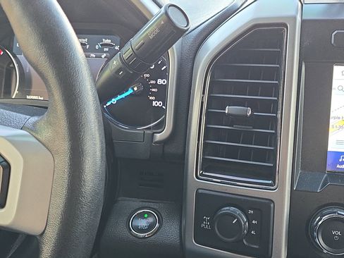 Used 2020 Ford F250 Lariat image 20