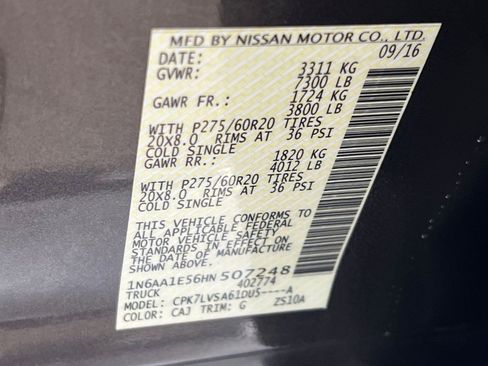 Used 2017 Nissan Titan SL AWD/4WD image 31