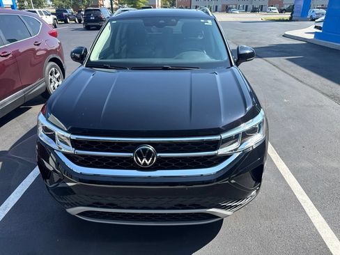 Used 2024 Volkswagen Taos SEL AWD/4WD image 6