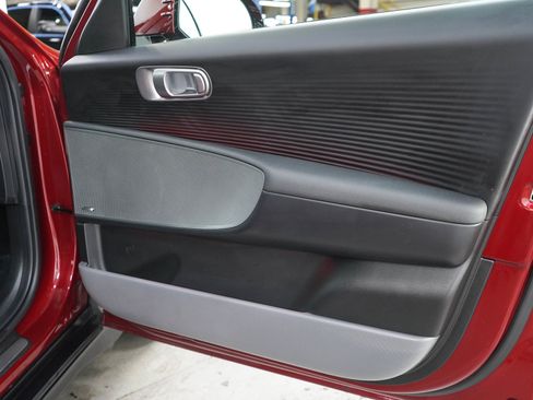 Used 2025 Hyundai Ioniq 6 Limited AWD/4WD image 9