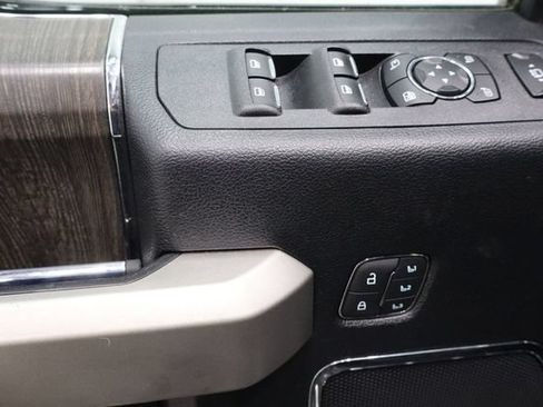 Used 2021 Ford F250 Lariat AWD/4WD image 18