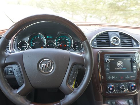 Used 2014 Buick Enclave Leather image 29