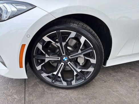 Used 2025 BMW 330i Sedan w/ Premium Package image 5
