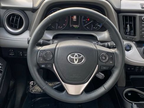 Used 2018 Toyota RAV4 Adventure AWD/4WD image 12