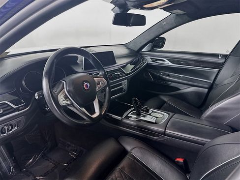 Used 2019 BMW ALPINA B7 xDrive w/ Luxury Rear Seating Package image 31