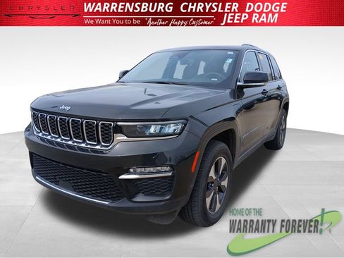 Used 2024 Jeep Grand Cherokee Limited 4xe AWD/4WD image 8