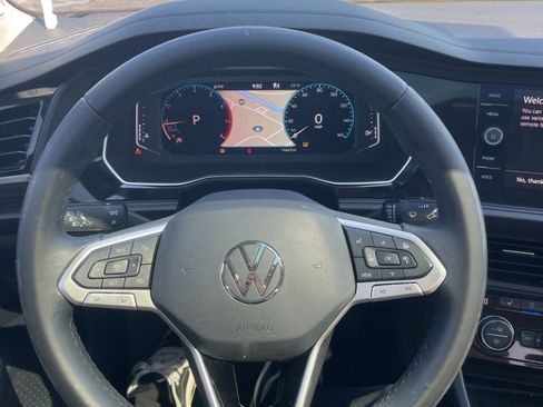 Used 2022 Volkswagen Jetta SEL FWD image 9