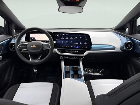 New 2026 Chevrolet Equinox EV LT image 12