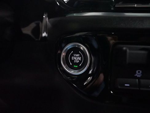 Used 2023 GMC Sierra 1500 Elevation w/ Preferred Package AWD/4WD image 30