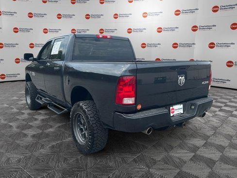 Used 2017 RAM 1500 Express AWD/4WD image 3