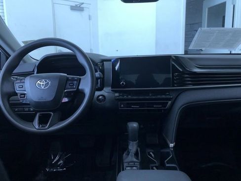 Certified 2025 Toyota Camry LE image 18