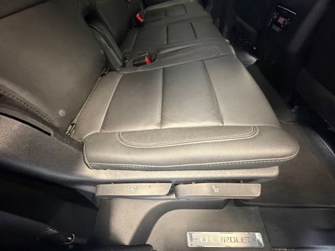 Used 2025 Chevrolet Tahoe LT AWD/4WD image 45