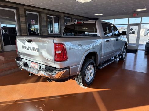 New 2026 RAM 1500 Big Horn AWD/4WD image 4