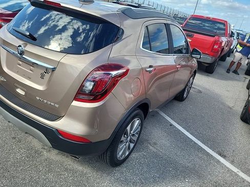Used 2018 Buick Encore Preferred image 4