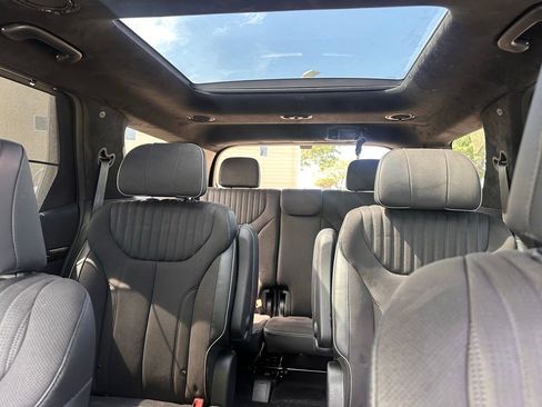 Used 2024 Hyundai Palisade Calligraphy image 17
