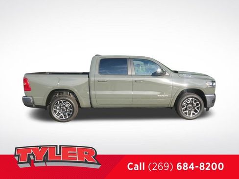 New 2026 RAM 1500 Laramie AWD/4WD image 9