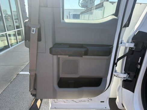 Used 2017 Ford F450 XL w/ Power Equipment Group AWD/4WD image 25