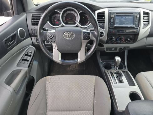 Used 2014 Toyota Tacoma 4x4 Double Cab w/ SR5 Package image 23