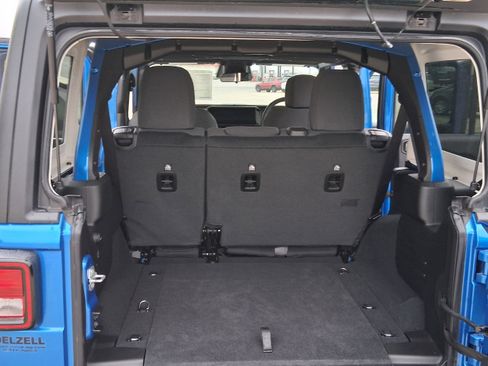 New 2026 Jeep Wrangler Unlimited Sport w/ Convenience Group image 16