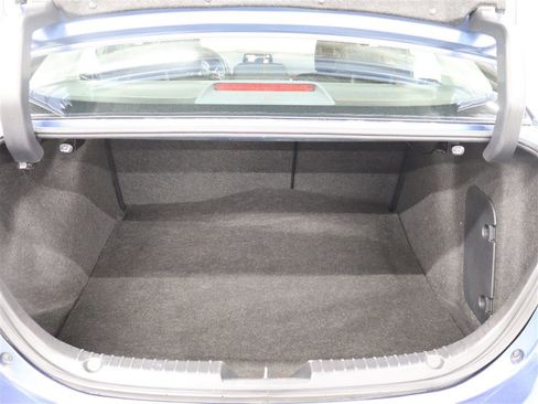 Used 2018 MAZDA MAZDA3 Sport image 7