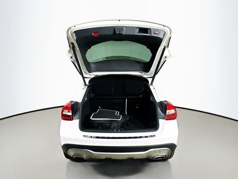 Used 2019 Mercedes-Benz GLA 250 4MATIC image 36